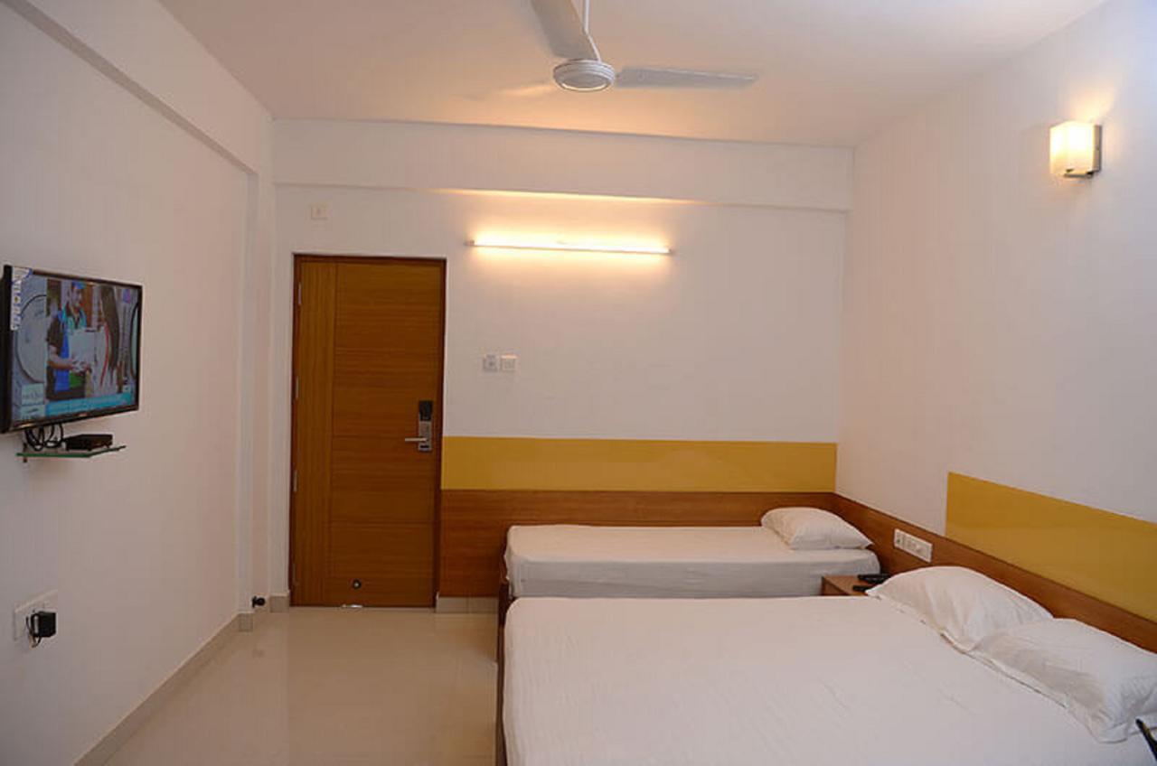 Hotel Roopmahal Thiruvananthapuram Esterno foto